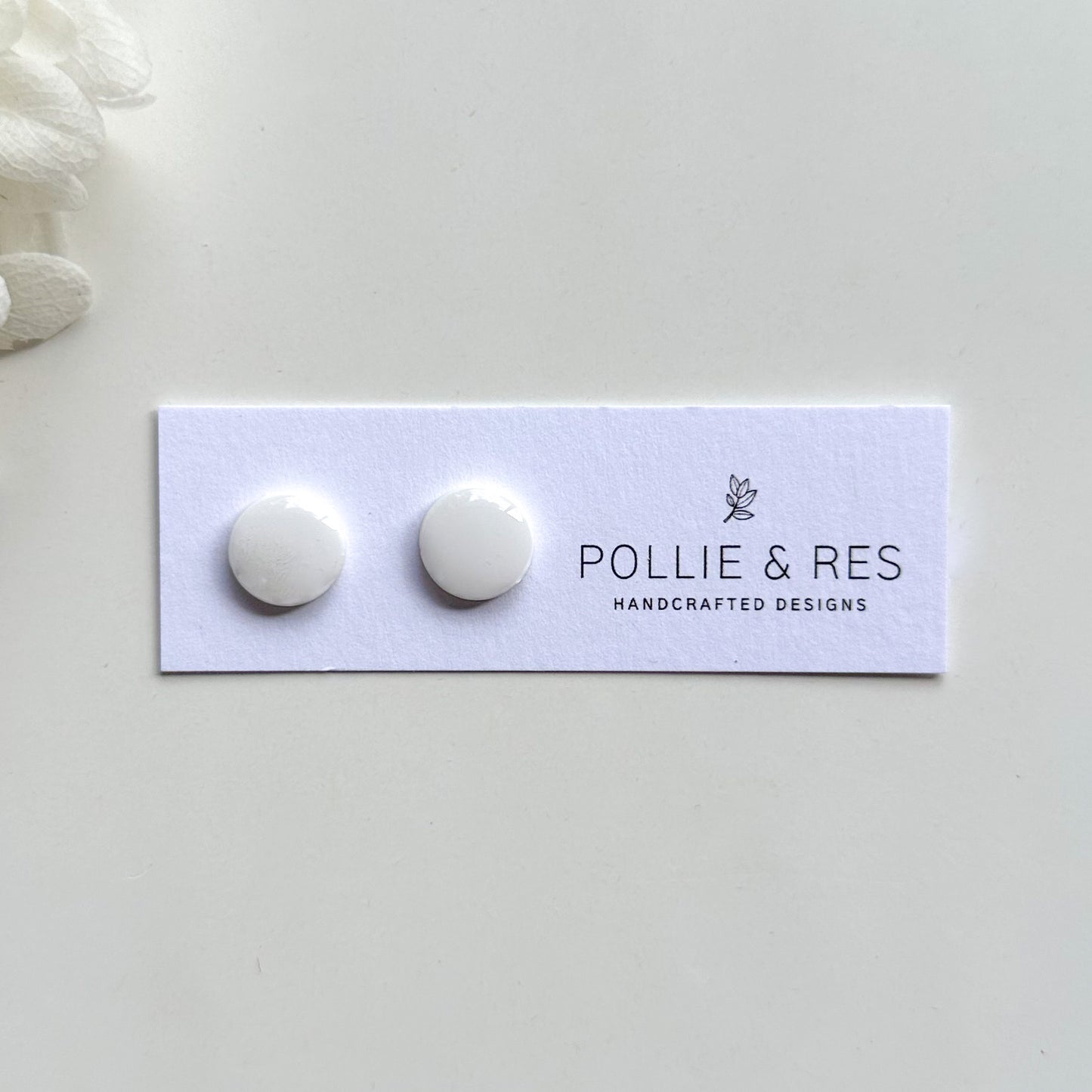 Glossy Studs