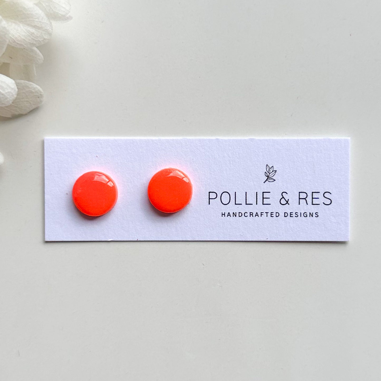 Glossy Studs
