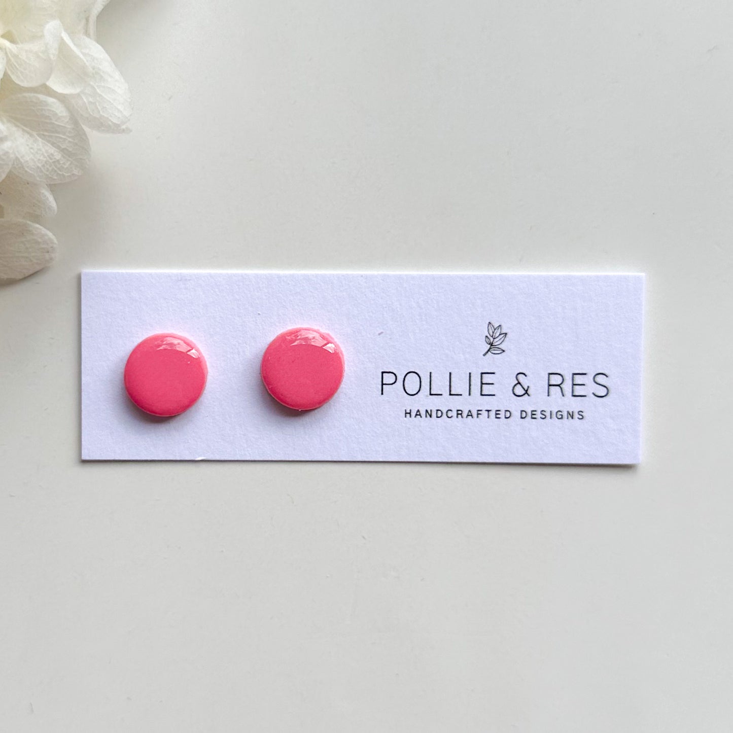 Glossy Studs