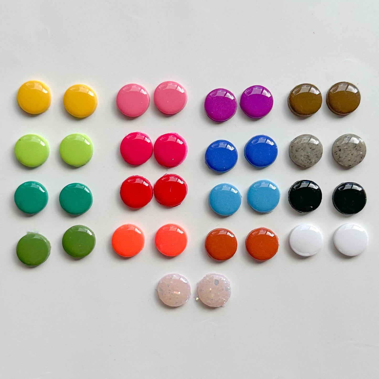 Glossy Studs