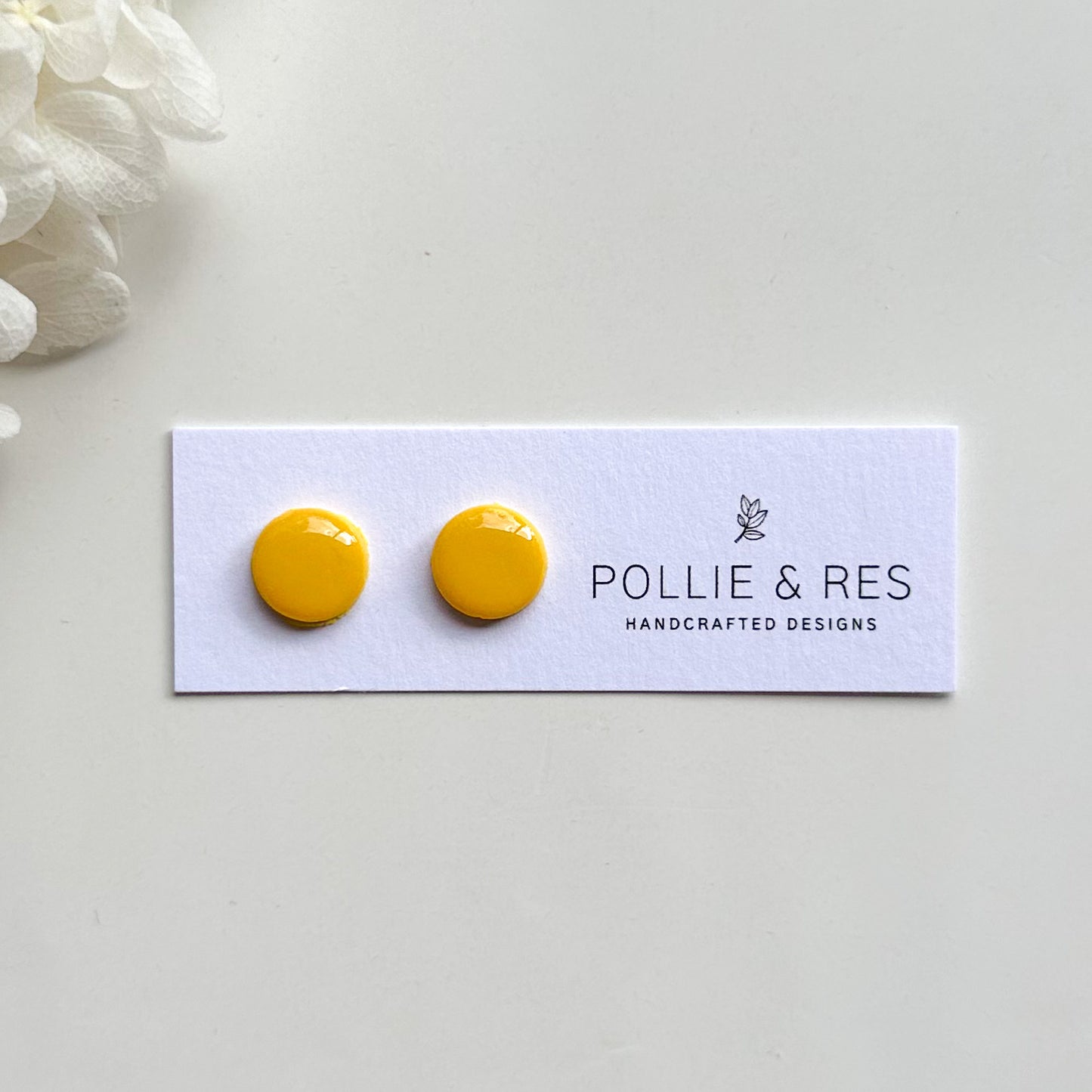 Glossy Studs