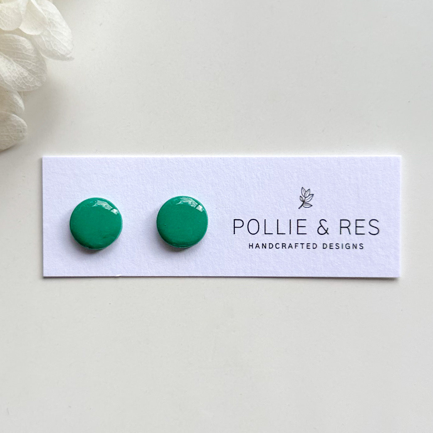 Glossy Studs