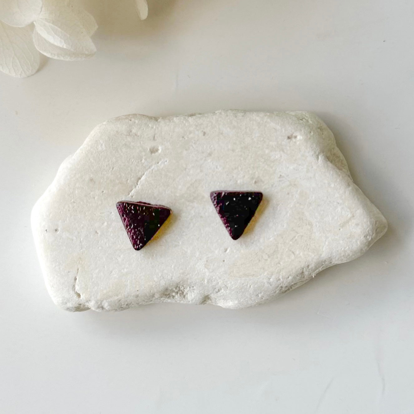 Splendor Mini Triangle Studs