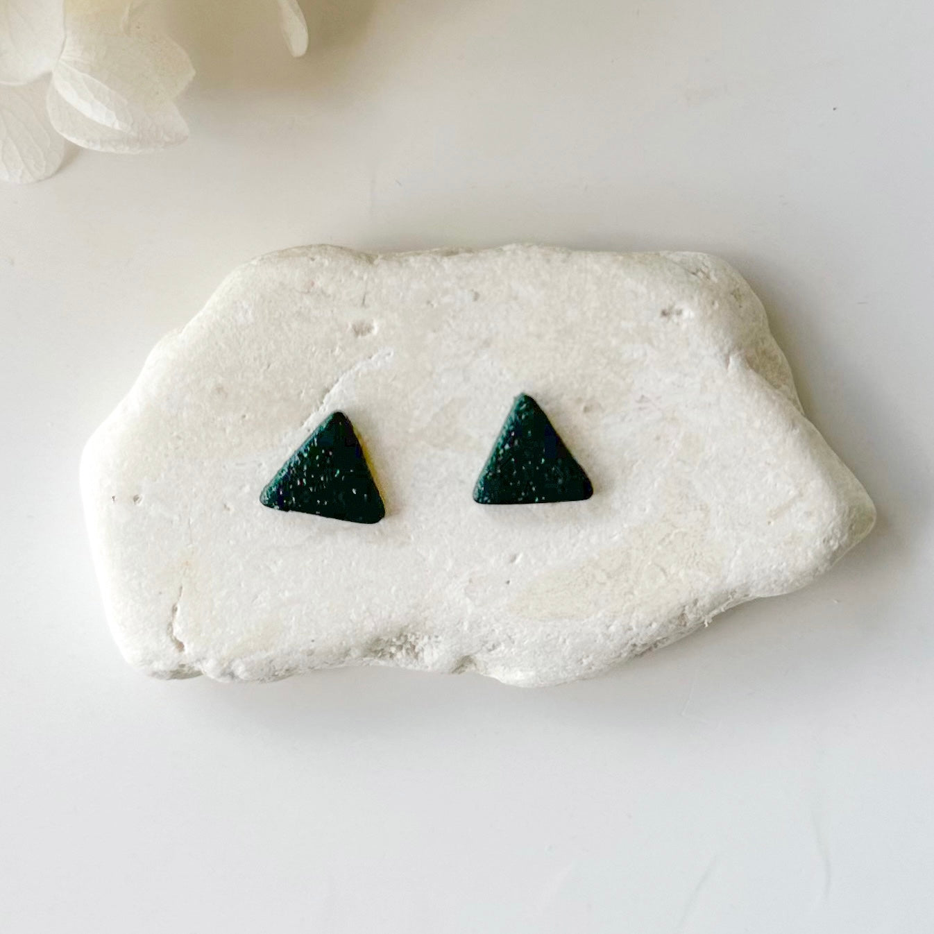 Splendor Mini Triangle Studs