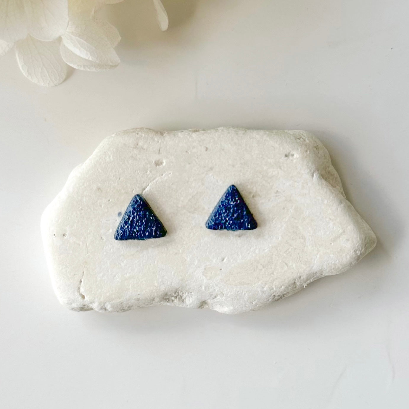 Splendor Mini Triangle Studs