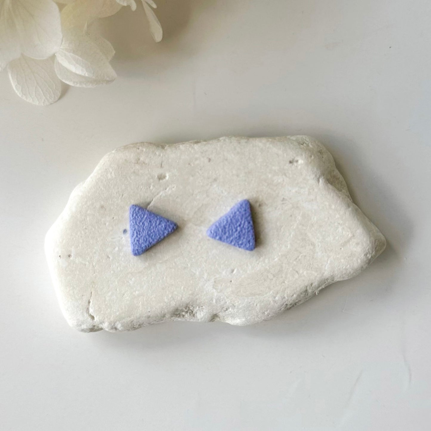 Splendor Mini Triangle Studs