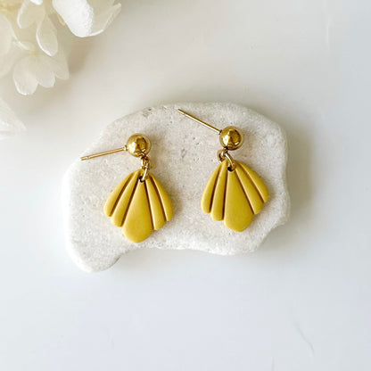 Splendor Shell Dangles