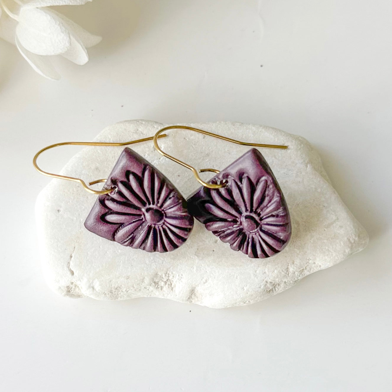 Splendor Pressed Flower Hook Dangles