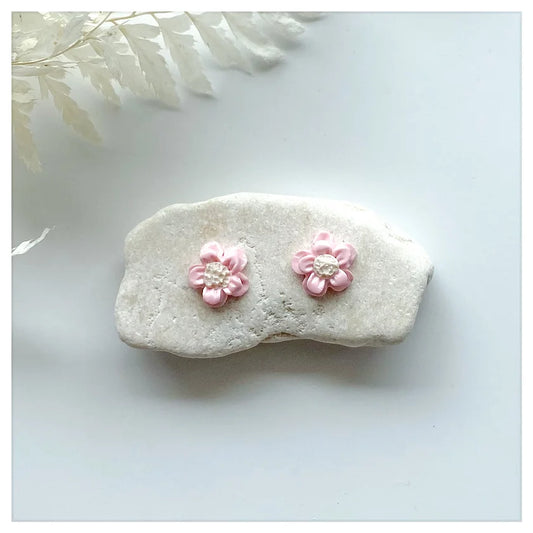 Purely Pastel- Daisy Studs